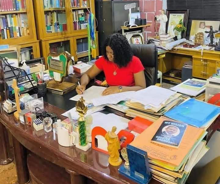 STUDENT WITH 5.0 CGPA BECOMES VC OF ENUGU VARSITY FOR ONE DAY